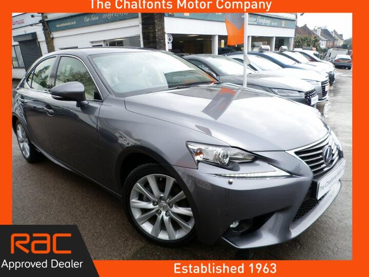 Lexus IS 2.5 300h Advance E-CVT Euro 6 (s/s) 4dr