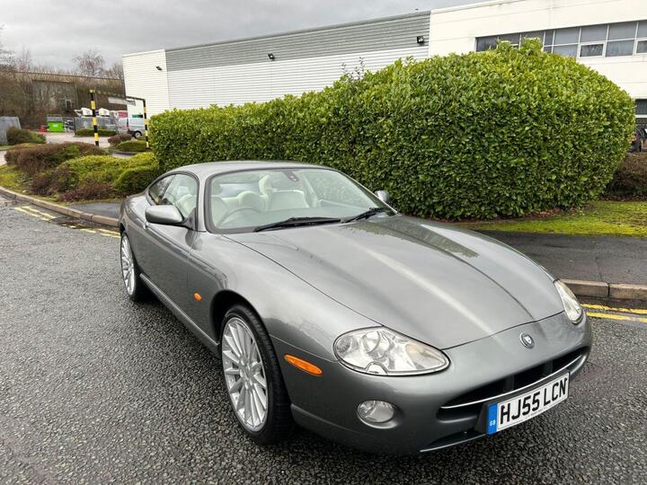 Jaguar XK8 4.2 S 2dr