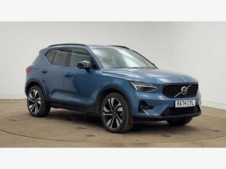 Volvo XC40 2.0 B4 MHEV Ultra Dark DCT Auto Euro 6 (s/s) 5dr
