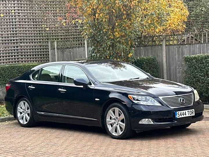 Lexus LS 5.0 600h V8 L RSR CVT 4WD Euro 5 (s/s) 4dr