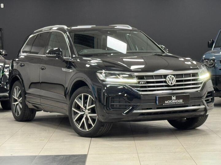 Volkswagen TOUAREG 3.0 TDI V6 R-Line Tiptronic 4Motion Euro 6 (s/s) 5dr Volkswagen TOUAREG 3.0 TDI V6 R-Line Tiptronic 4Motion Euro 6 (s/s) 5dr
