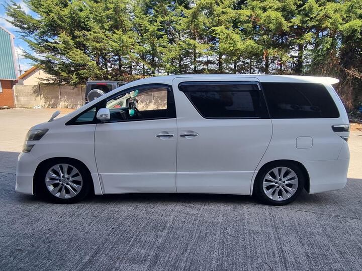 Toyota Vellfire 3.5 PETROL AUTO 8 SEATER ULEZ
