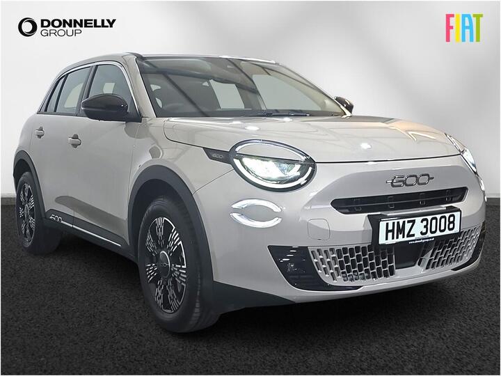 Fiat 600 1.2 MHEV E-DCT Euro 6 (s/s) 5dr