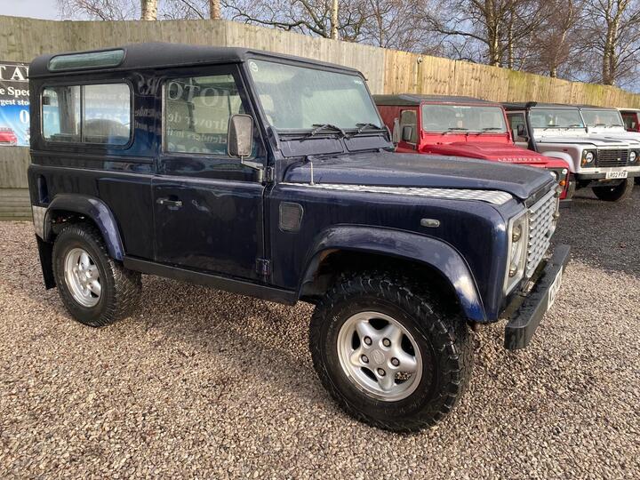 Land Rover Defender 90 2.5 TD5 County Station Wagon 3dr Diesel Manual (266 G/km, 127 Bhp)