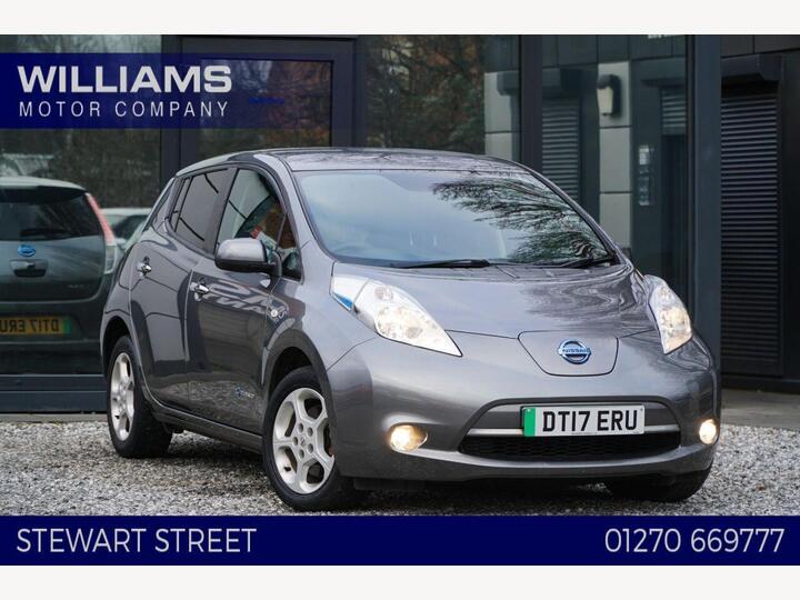 Nissan LEAF 30kWh Acenta Auto 5dr