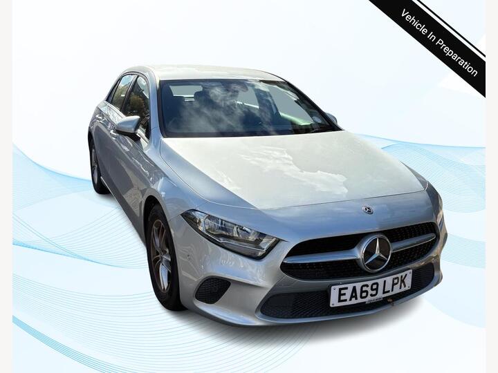 Mercedes-Benz A Class 1.5 A180d SE (Executive) 7G-DCT Euro 6 (s/s) 5dr