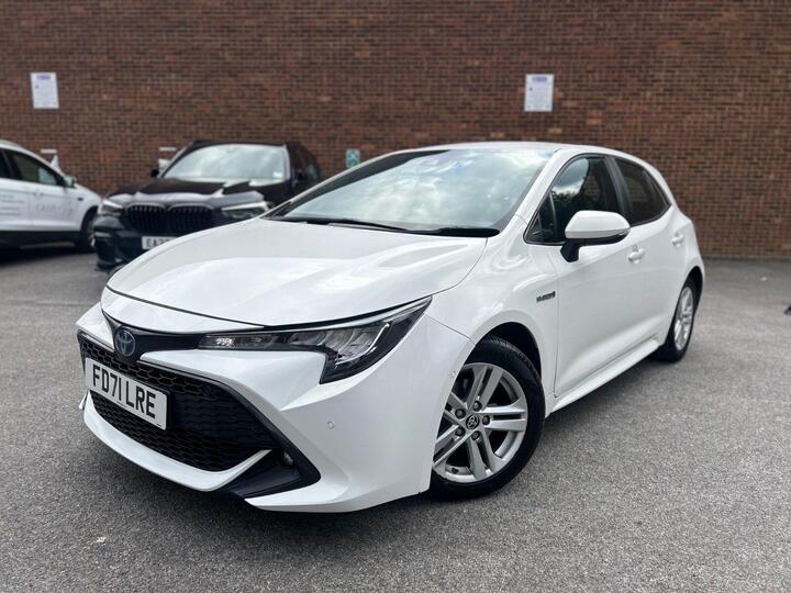 Toyota Corolla 1.8 VVT-h Icon Tech CVT Euro 6 (s/s) 5dr
