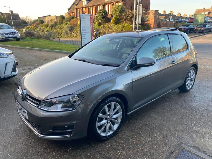 Volkswagen Golf 1.4 TSI BlueMotion Tech ACT GT Euro 6 (s/s) 3dr Volkswagen Golf 1.4 TSI BlueMotion Tech ACT GT Euro 6 (s/s) 3dr