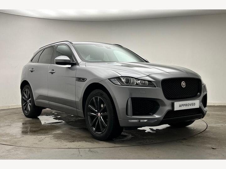 Jaguar F-PACE 2.0 D240 Chequered Flag Auto AWD Euro 6 (s/s) 5dr Jaguar F-PACE 2.0 D240 Chequered Flag Auto AWD Euro 6 (s/s) 5dr