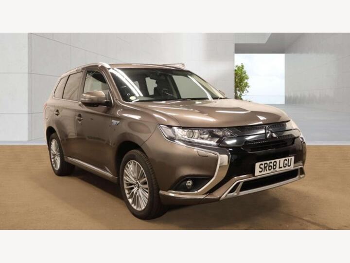 Mitsubishi Outlander 2.4h TwinMotor 13.8kWh Juro CVT 4WD Euro 6 (s/s) 5dr