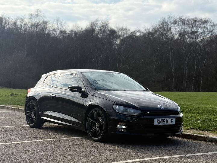 Volkswagen Scirocco 2.0 TDI BlueMotion Tech R-Line DSG Euro 6 (s/s) 3dr