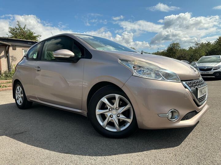 Peugeot 208 1.6 E-HDi Active Euro 5 (s/s) 3dr