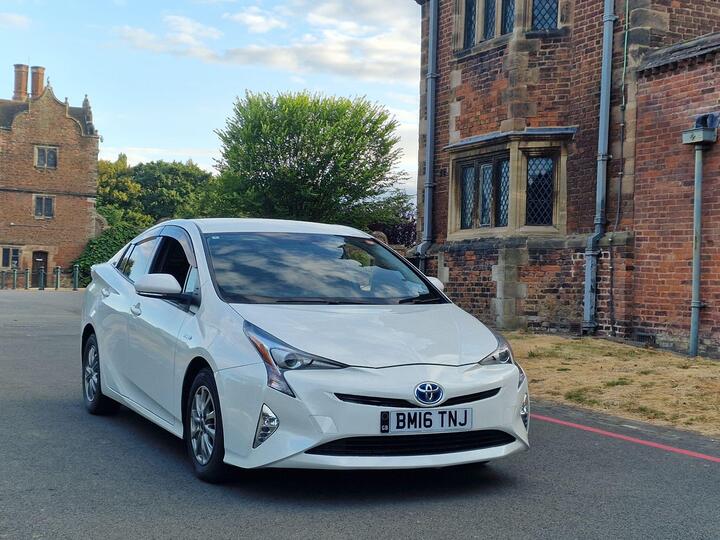 Toyota Prius Hybrid Auto Economical Best 4 Family