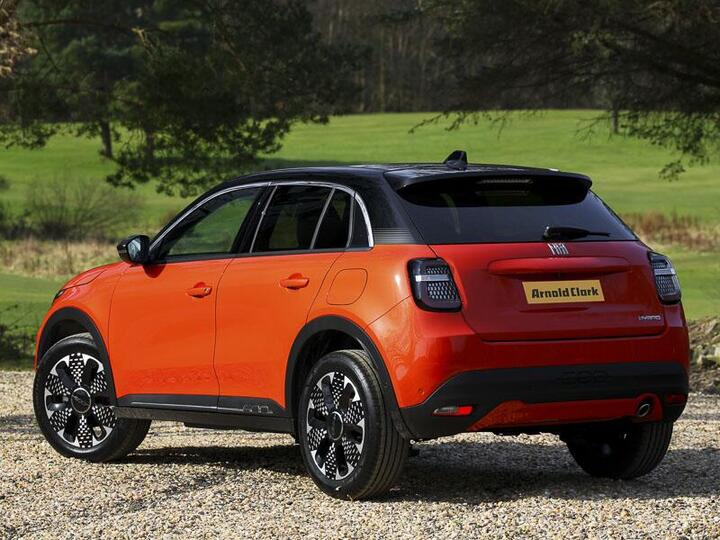 Fiat 600 1.2 MHEV La Prima E-DCT Euro 6 (s/s) 5dr