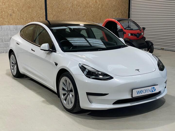 Tesla Model 3 Standard Range Plus Auto RWD 4dr Tesla Model 3 Standard Range Plus Auto RWD 4dr