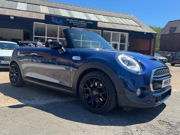 MINI Convertible 2.0 Cooper S Euro 6 (s/s) 2dr MINI Convertible 2.0 Cooper S Euro 6 (s/s) 2dr