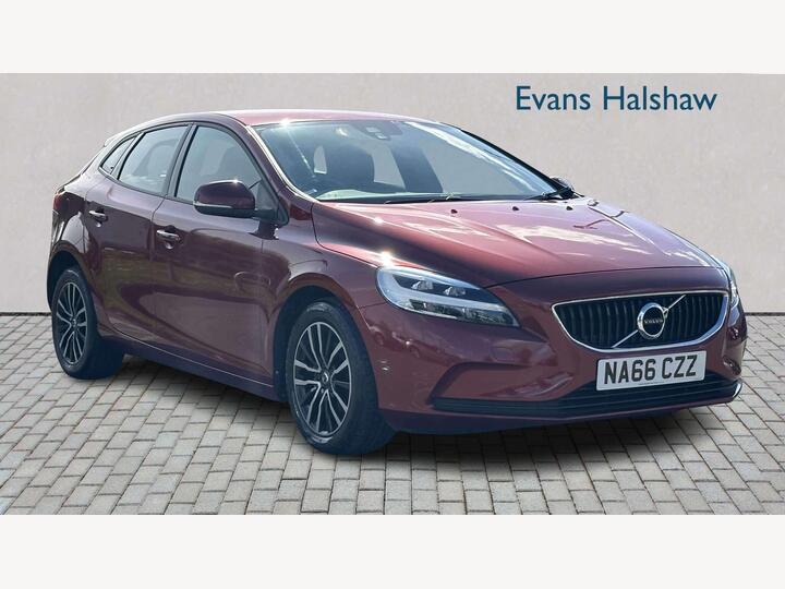 Volvo V40 DIESEL HATCHBACK 2.0 D2 Momentum Nav Plus Euro 6 (s/s) 5dr