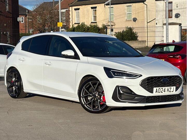 Ford Focus 2.3T EcoBoost ST Euro 6 (s/s) 5dr