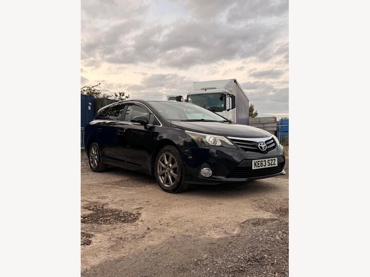 Toyota Avensis 2.0 D-4D Active Tourer Euro 5 5dr