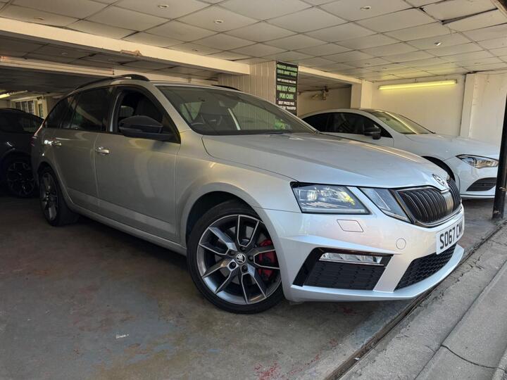 Skoda Octavia 2.0 TSI VRS Euro 6 (s/s) 5dr