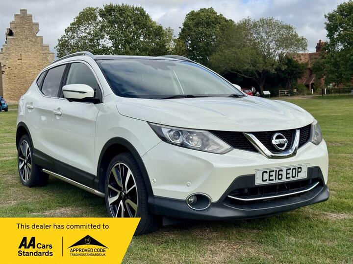 Nissan Qashqai 1.6 DCi Tekna XTRON 2WD Euro 6 (s/s) 5dr