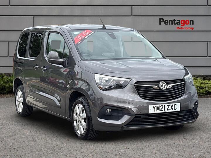 Vauxhall Combo Life 1.5 Turbo D SE Euro 6 (s/s) 5dr (7 Seat) Vauxhall Combo Life 1.5 Turbo D SE Euro 6 (s/s) 5dr (7 Seat)
