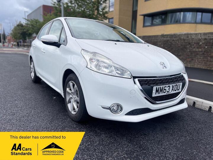 Peugeot 208 1.4 E-HDi Active EGC Euro 5 (s/s) 5dr
