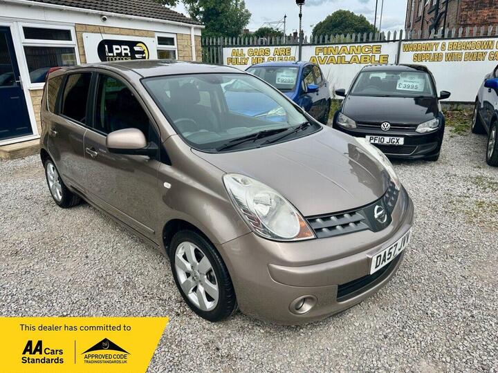 Nissan NOTE 1.6 16V Tekna Auto Euro 4 5dr