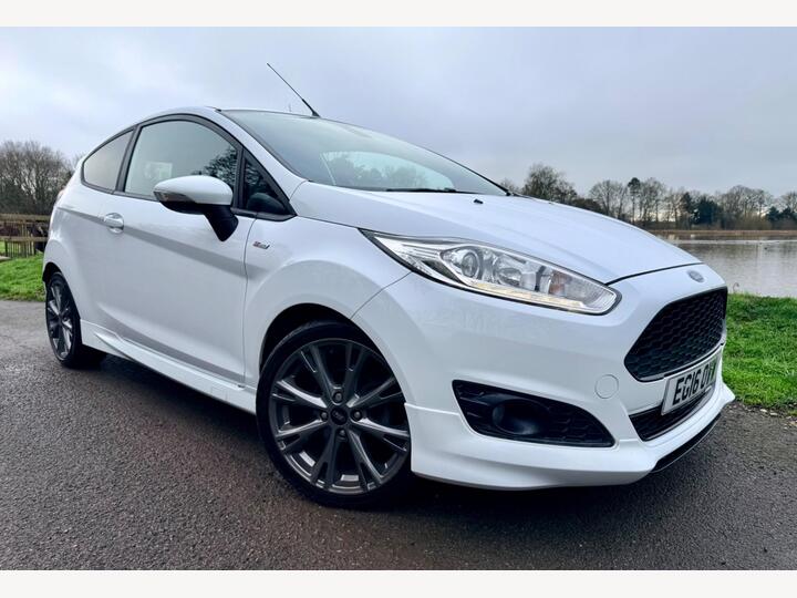 Ford Fiesta 1.0T EcoBoost ST-Line Euro 6 (s/s) 3dr Ford Fiesta 1.0T EcoBoost ST-Line Euro 6 (s/s) 3dr