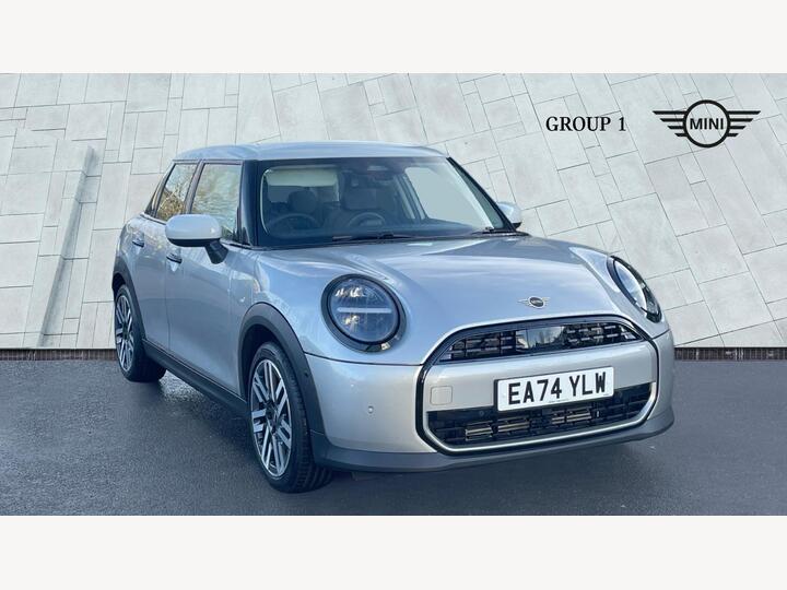 MINI Hatch 1.5C Classic Steptronic Euro 6 (s/s) 5dr