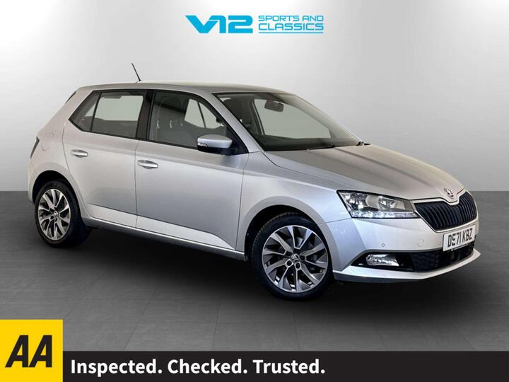 Skoda Fabia 1.0 TSI SE Drive Euro 6 (s/s) 5dr Skoda Fabia 1.0 TSI SE Drive Euro 6 (s/s) 5dr