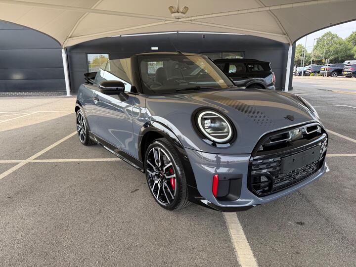 MINI Cooper Convertible 2.0 John Cooper Works Steptronic Euro 6 (s/s) 2dr