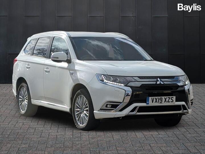Mitsubishi OUTLANDER 2.4h TwinMotor 13.8kWh 4h CVT 4WD Euro 6 (s/s) 5dr