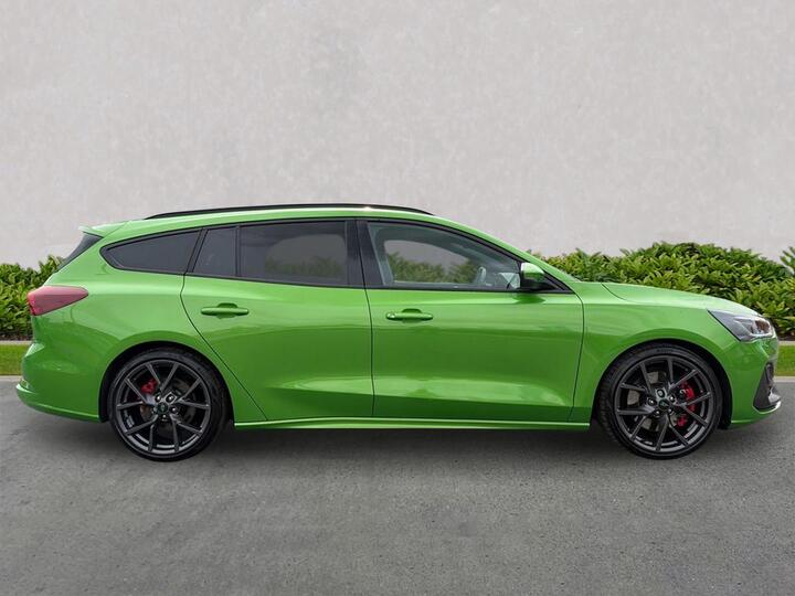 Ford FOCUS 2.3T EcoBoost ST Auto Euro 6 (s/s) 5dr