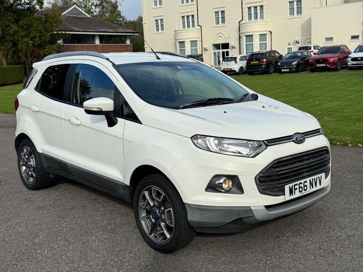 Ford ECOSPORT 1.0T EcoBoost Titanium 2WD Euro 5 (s/s) 5dr Ford ECOSPORT 1.0T EcoBoost Titanium 2WD Euro 5 (s/s) 5dr
