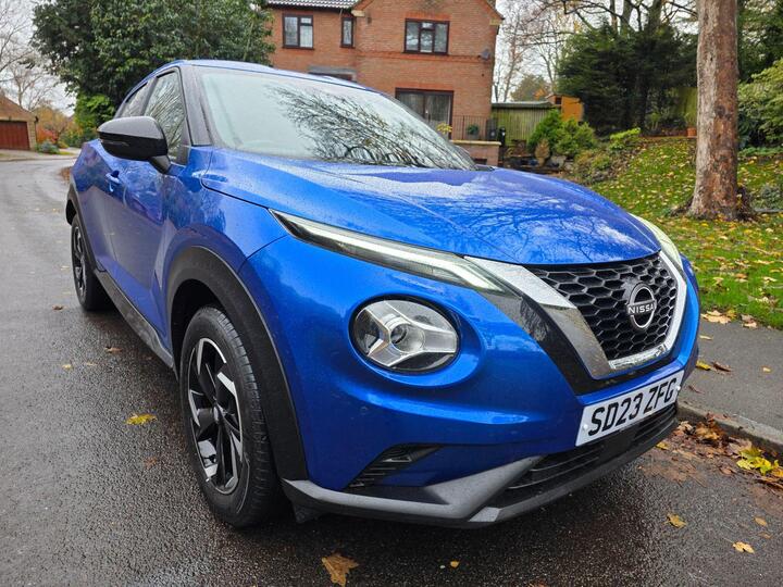 Nissan Juke 1.0 DIG-T N-Connecta DCT Auto Euro 6 (s/s) 5dr Nissan Juke 1.0 DIG-T N-Connecta DCT Auto Euro 6 (s/s) 5dr