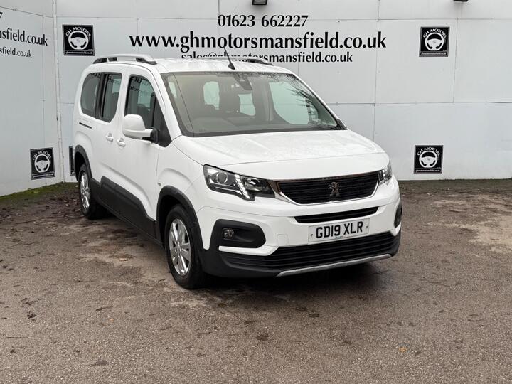 Peugeot Rifter 1.2 PureTech Allure Long MPV Euro 6 (s/s) 5dr Peugeot Rifter 1.2 PureTech Allure Long MPV Euro 6 (s/s) 5dr