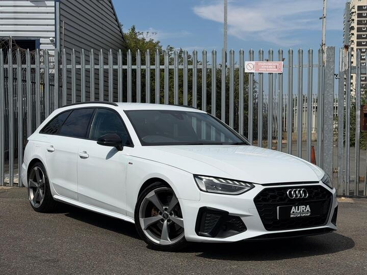 Audi A4 Avant 2.0 TDI 35 Black Edition S Tronic Euro 6 (s/s) 5dr