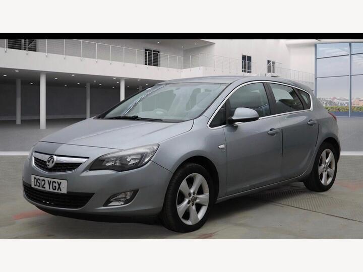 Vauxhall Astra 1.4 16v SRi Euro 5 5dr Vauxhall Astra 1.4 16v SRi Euro 5 5dr