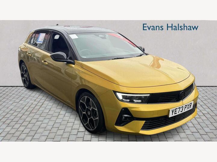 Vauxhall Astra 1.6 12.4kWh Ultimate Auto Euro 6 (s/s) 5dr