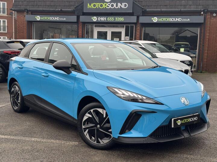 MG MG 4 64kWh SE Long Range Auto 5dr
