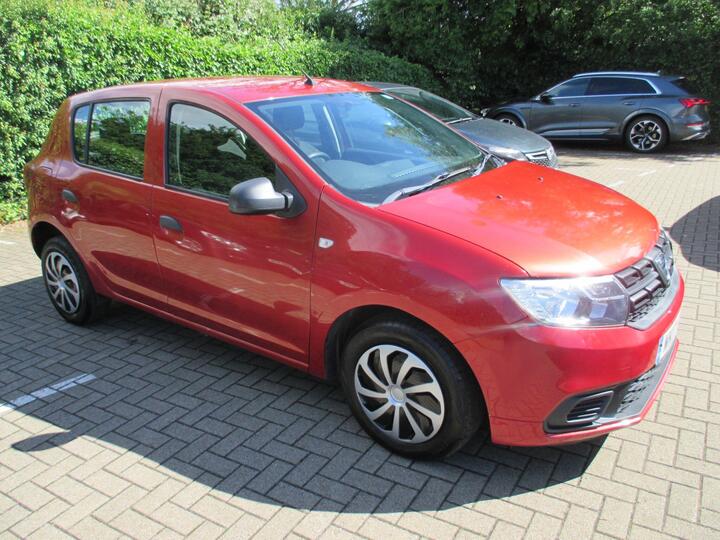 Dacia Sandero 1.0 SCe Ambiance Euro 6 5dr Dacia Sandero 1.0 SCe Ambiance Euro 6 5dr