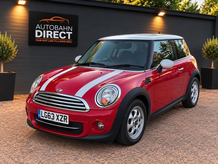 MINI Hatch 1.6 Cooper Auto Euro 6 3dr
