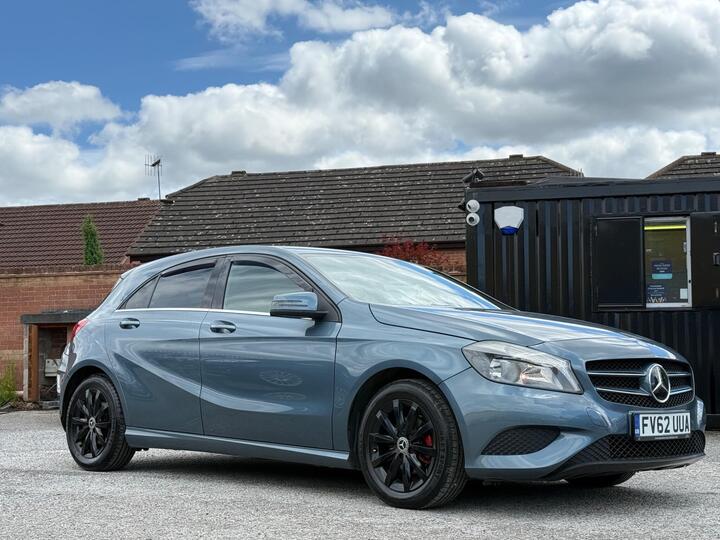 Mercedes-Benz A Class 1.5 A180 CDI BlueEfficiency SE Euro 5 (s/s) 5dr