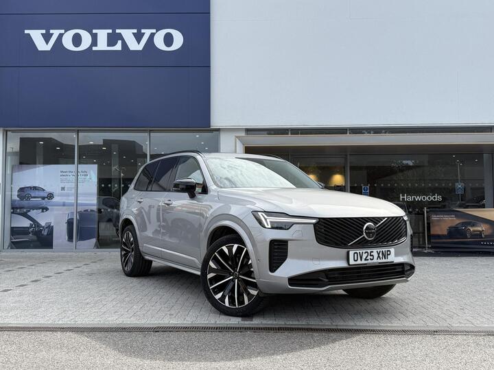 Volvo XC90 2.0 B5 MHEV Plus Auto 4WD Euro 6 (s/s) 5dr