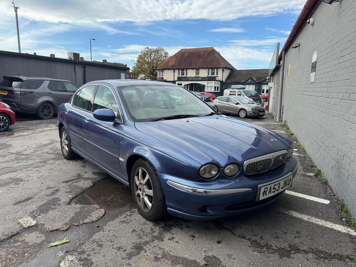 Jaguar X-Type 2.0D SE 4dr Jaguar X-Type 2.0D SE 4dr