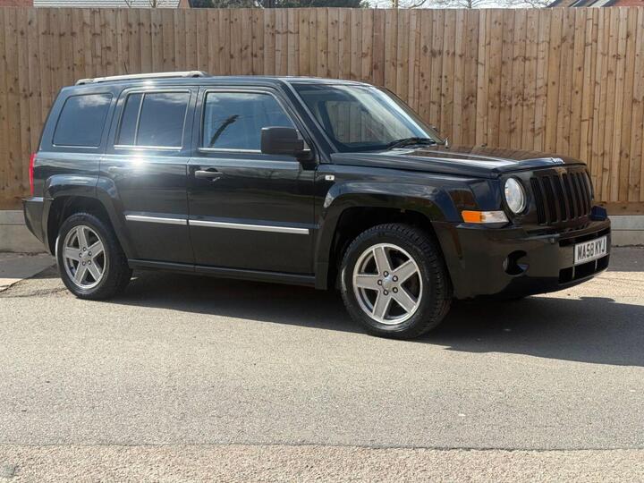 Jeep PATRIOT 2.4 Sport 4x4 5dr