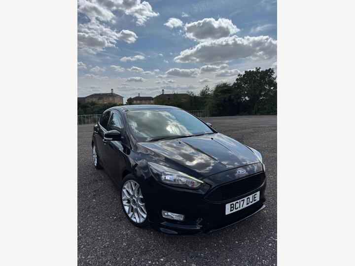 Ford Focus 1.0T EcoBoost ST-Line Euro 6 (s/s) 5dr