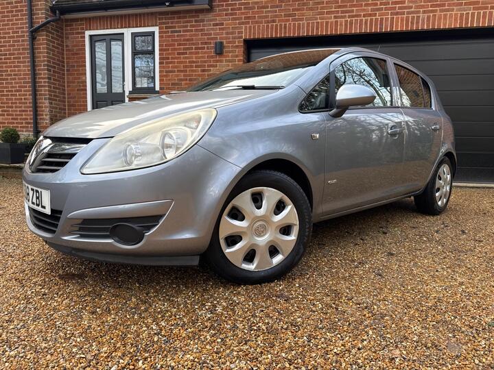 Vauxhall Corsa 1.4i 16v Club 5dr