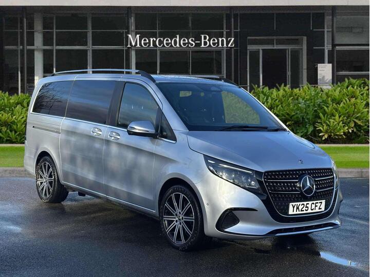 Mercedes-Benz V Class 2.0 V220d Premium G-Tronic+ Euro 6 (s/s) 5dr (8 Seat, Long)